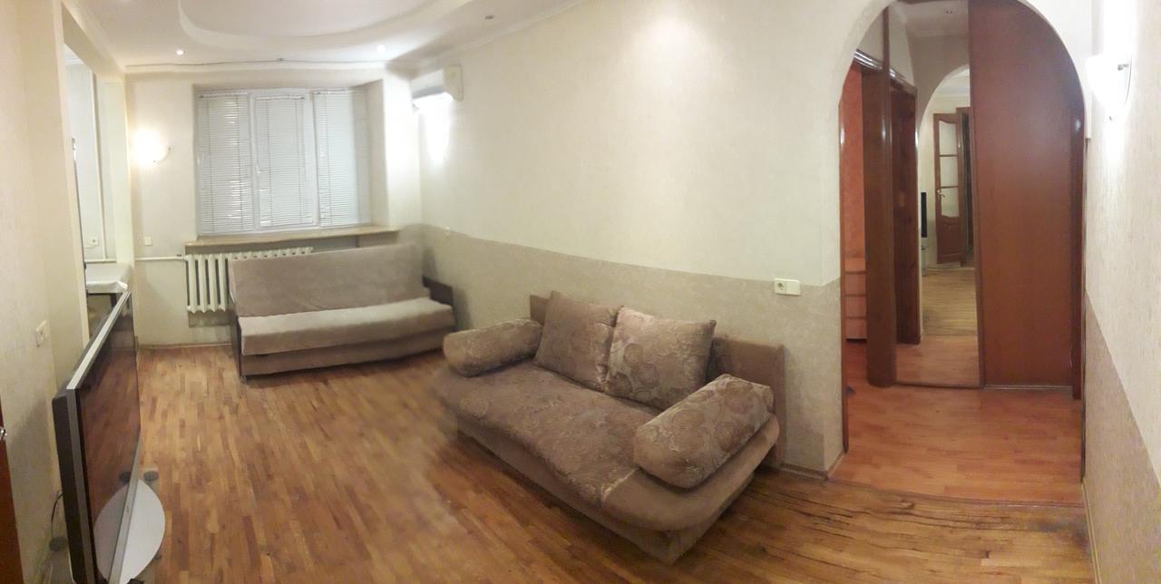 Appartment Near M. 23 Serpnya Харков Екстериор снимка